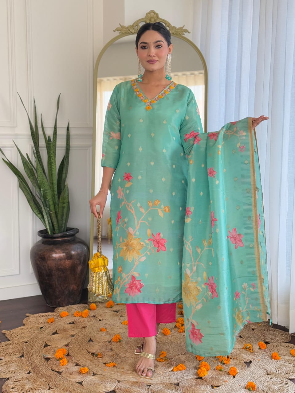 "Shine in Tradition: Designer Kurti Set with All-Over Jacquard Magic