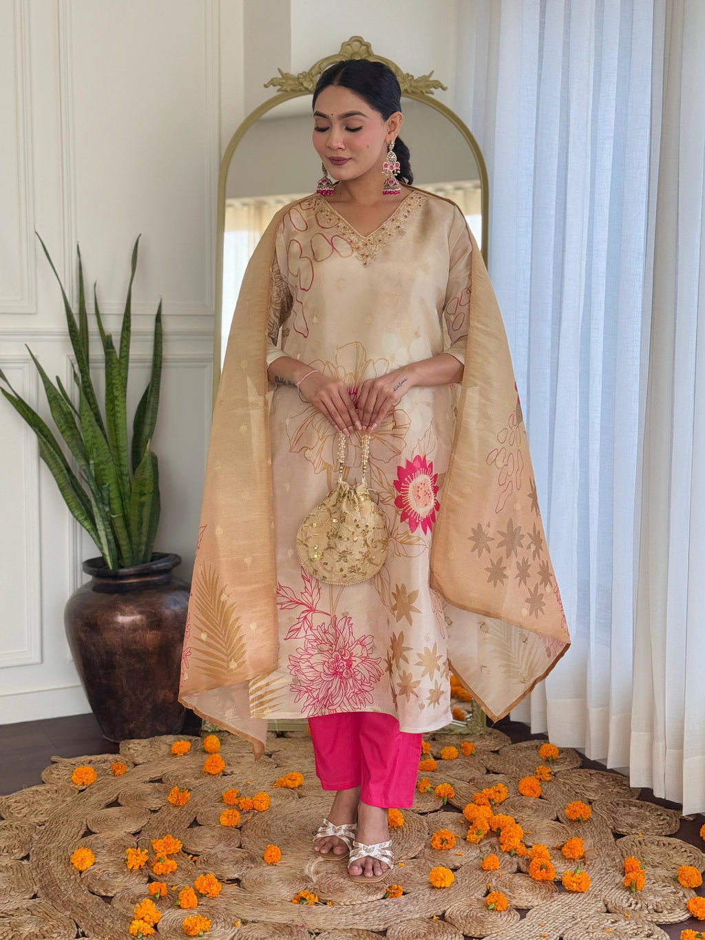 "Shine in Tradition: Designer Kurti Set with All-Over Jacquard Magic